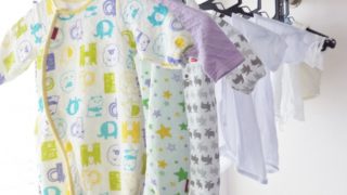 ベビー服を圧縮袋で保管する防虫剤は必要か 長期収納のメンテナンスは これが知りたい